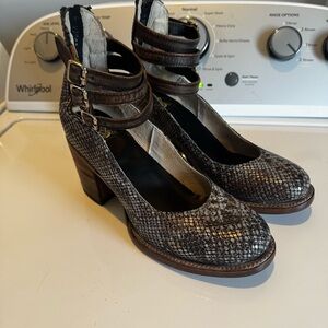 Freebird Randi Heeled Boho Strappy Buckle Booties Blue Snake Multi